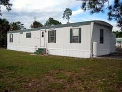 brand new trailer with steps
